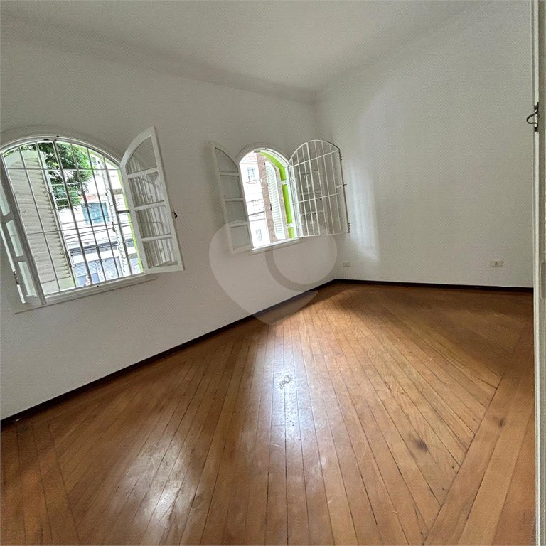 Sobrado à venda com 2 quartos em Barra Funda, São Paulo, SP