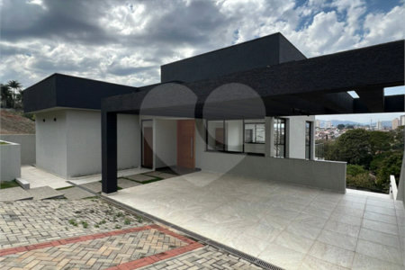Casa à venda com 3 suítes no condomínio Spazio Design, Bragança Paulista - SP