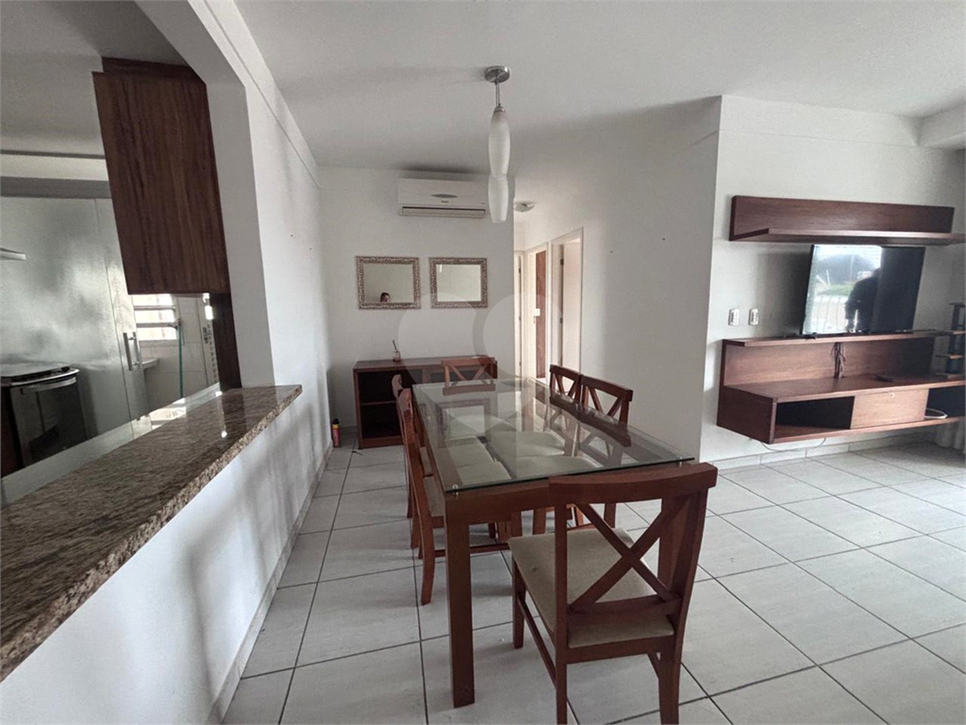 Apartamento à venda com 3 quartos, sendo 1 suíte,  em Parque Três Meninos, Sorocaba, SP