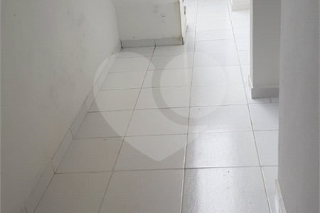 Sobrado à venda com 3 quartos, sendo 1 suíte,  em Jardim Olympia, São Paulo, SP