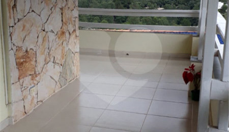 Casa à venda com 3 suítes no condomínio Gleba II, Mairiporã - SP