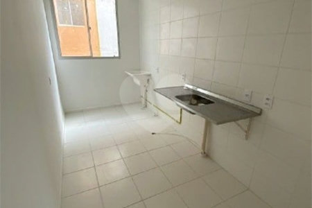 Apartamento à venda com 2 quartos em Parque Ipê, São Paulo, SP