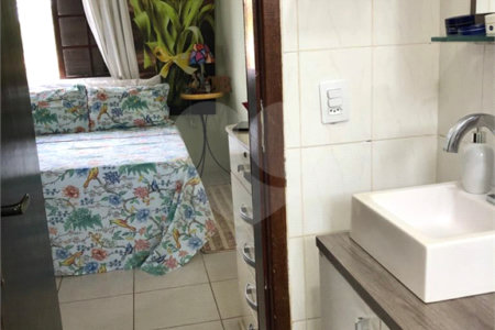Casa à venda com 3 quartos, sendo 1 suíte,  em Praia Rasa, Armação dos Búzios, RJ
