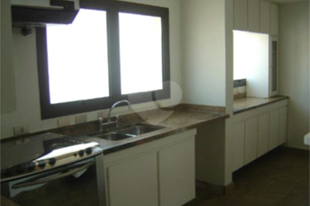 Duplex à venda com 3 suítes em Cerqueira César, São Paulo, SP