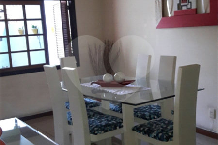 Casa à venda com 3 quartos, sendo 2 suítes, no condomínio Itatitara, Rio de Janeiro - RJ