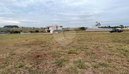 Terreno à venda no Centro, Cravinhos, SP