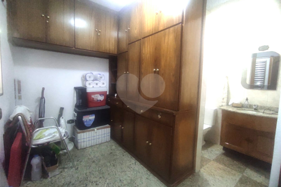 Sobrado à venda com 3 quartos, sendo 1 suíte,  em Vila Paiva, São Paulo, SP