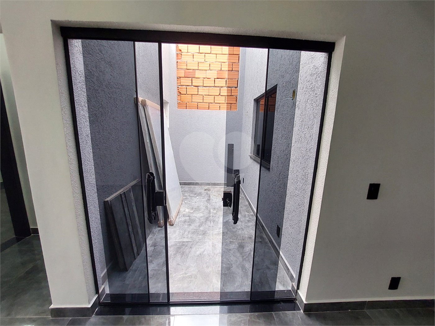Casa à venda com 3 quartos, sendo 1 suíte, no condomínio Horto Florestal Villagio, Sorocaba - SP
