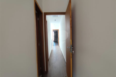 Sobrado à venda com 3 quartos, sendo 1 suíte, em Santa Teresinha, São Paulo, SP