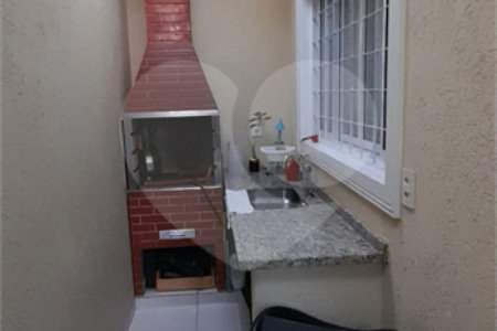 Sobrado à venda com 3 quartos, sendo 2 suítes, em Parque Boa Esperança, Indaiatuba, SP
