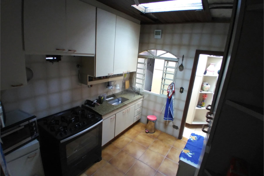Casa Térrea à venda com 3 suítes em Tucuruvi, São Paulo, SP