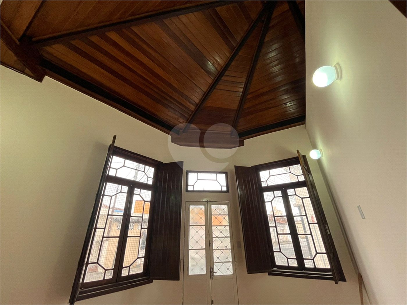 Casa para alugar com 2 quartos no Centro, Mogi das Cruzes, SP