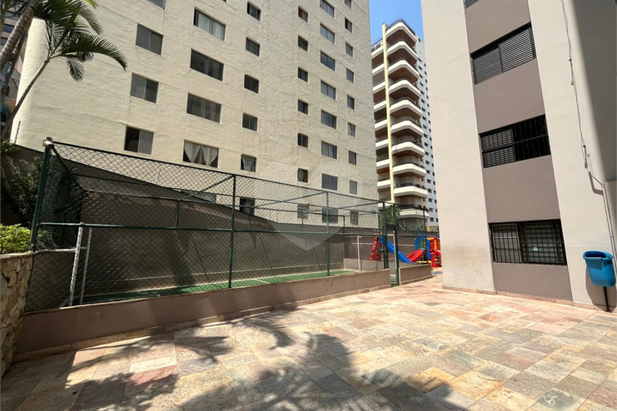 Apartamento à venda ou para alugar com 4 quartos, sendo 2 suítes,  em Santana, São Paulo, SP