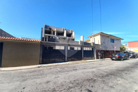 Sobrado à venda com 3 suítes em Vila Nova Mazzei, São Paulo, SP