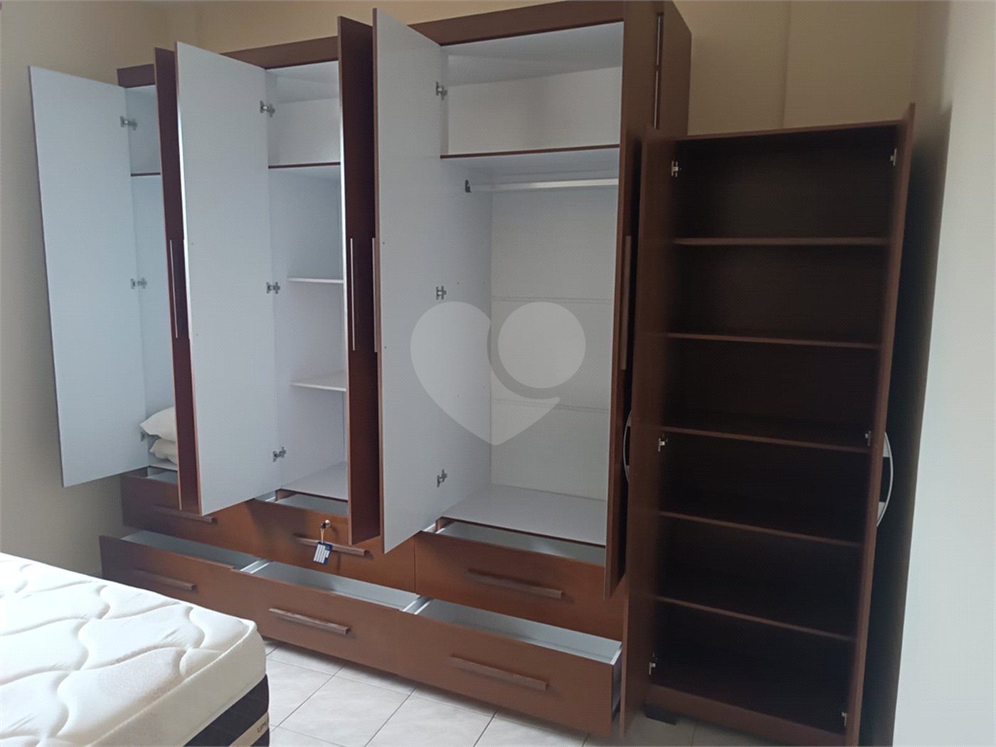 Apartamento à venda com 2 quartos no Centro, São Roque, SP