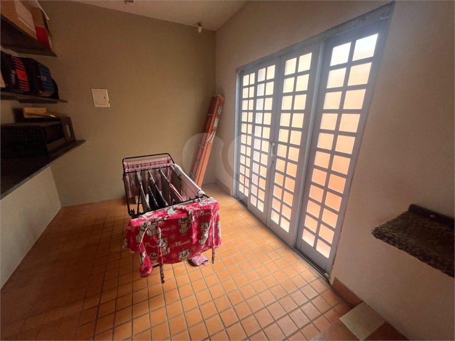 Casa à venda com 3 quartos, sendo 1 suíte, em Parque Santa Marta, São Carlos, SP