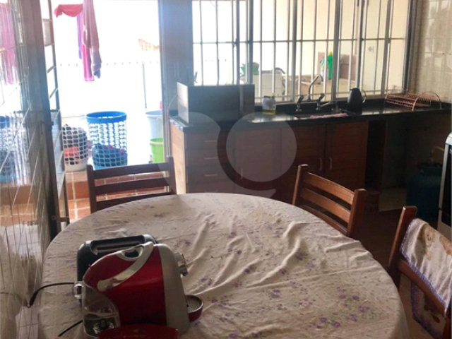 Sobrado à venda com 2 quartos no Brasilândia, São Paulo, SP