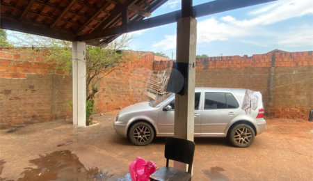 Casa à venda com 2 quartos em Vila Piloto, Três Lagoas, MS