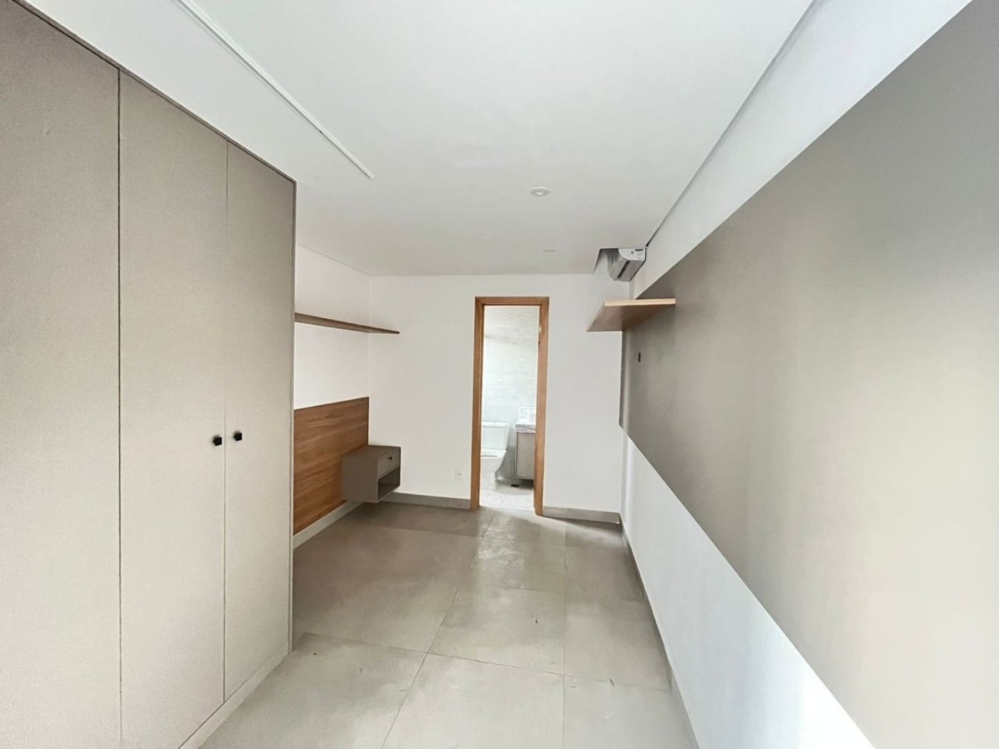 Apartamento com 2 dormitórios à venda, 65 m² por R$ 950.000,00 - Ponta da Praia - Santos/SP