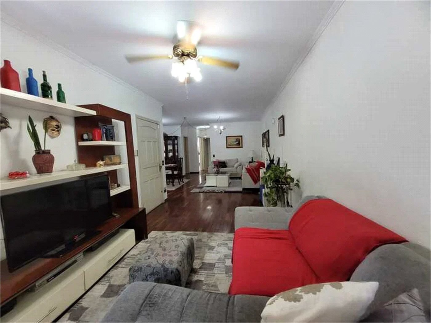 Sobrado à venda com 6 quartos, sendo 2 suítes, em Vila Romana, São Paulo, SP