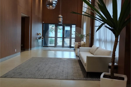 Apartamento à venda com 2 quartos em Santo Amaro, São Paulo, SP