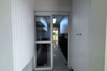 Casa à venda com 3 quartos, sendo 1 suíte,  no condomínio Villagio da Granja, Cotia - SP