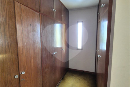 Casa à venda com 4 quartos, sendo 1 suíte, no Centro, Mogi das Cruzes, SP