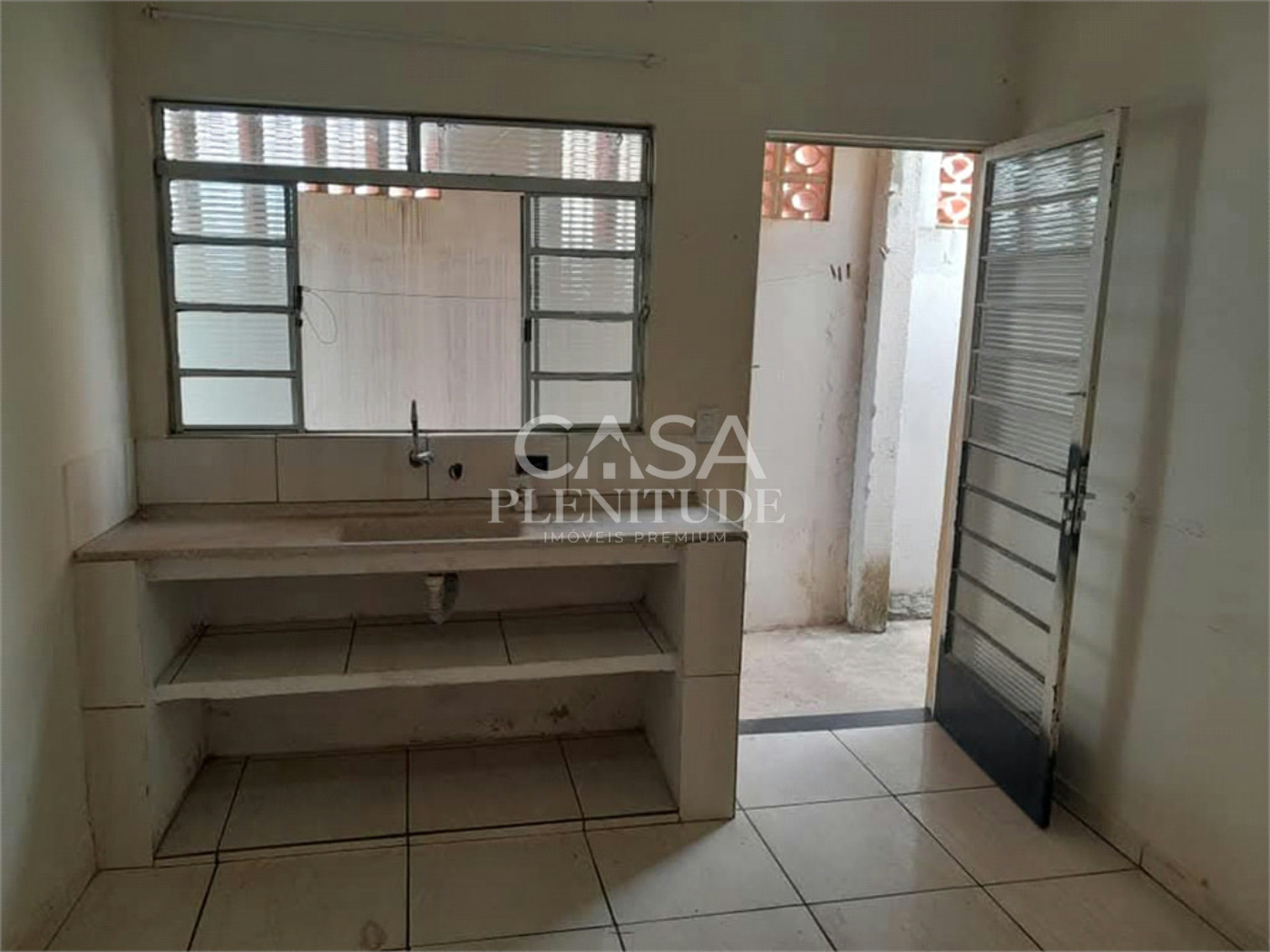 Casa à venda com 1 quarto em Lopes de Oliveira, Sorocaba, SP