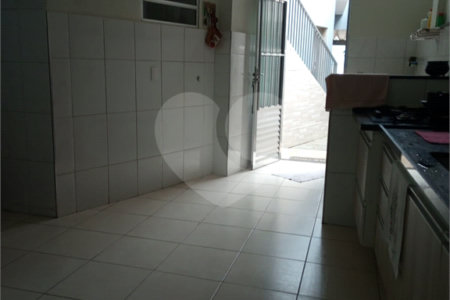 Sobrado à venda com 5 quartos em Jardim Itapuã, Sorocaba, SP