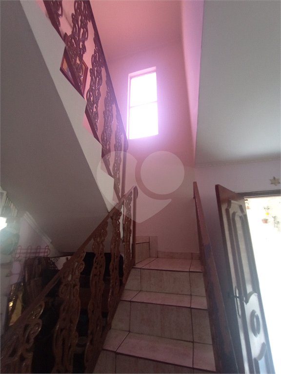 Sobrado à venda com 4 quartos, sendo 1 suíte, em Jardim Marisa, São Paulo, SP