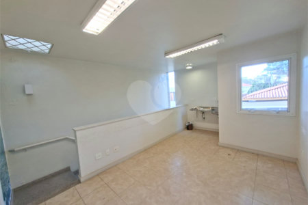 Casa à venda com 2 quartos, sendo 1 suíte, em Planalto Paulista, São Paulo, SP