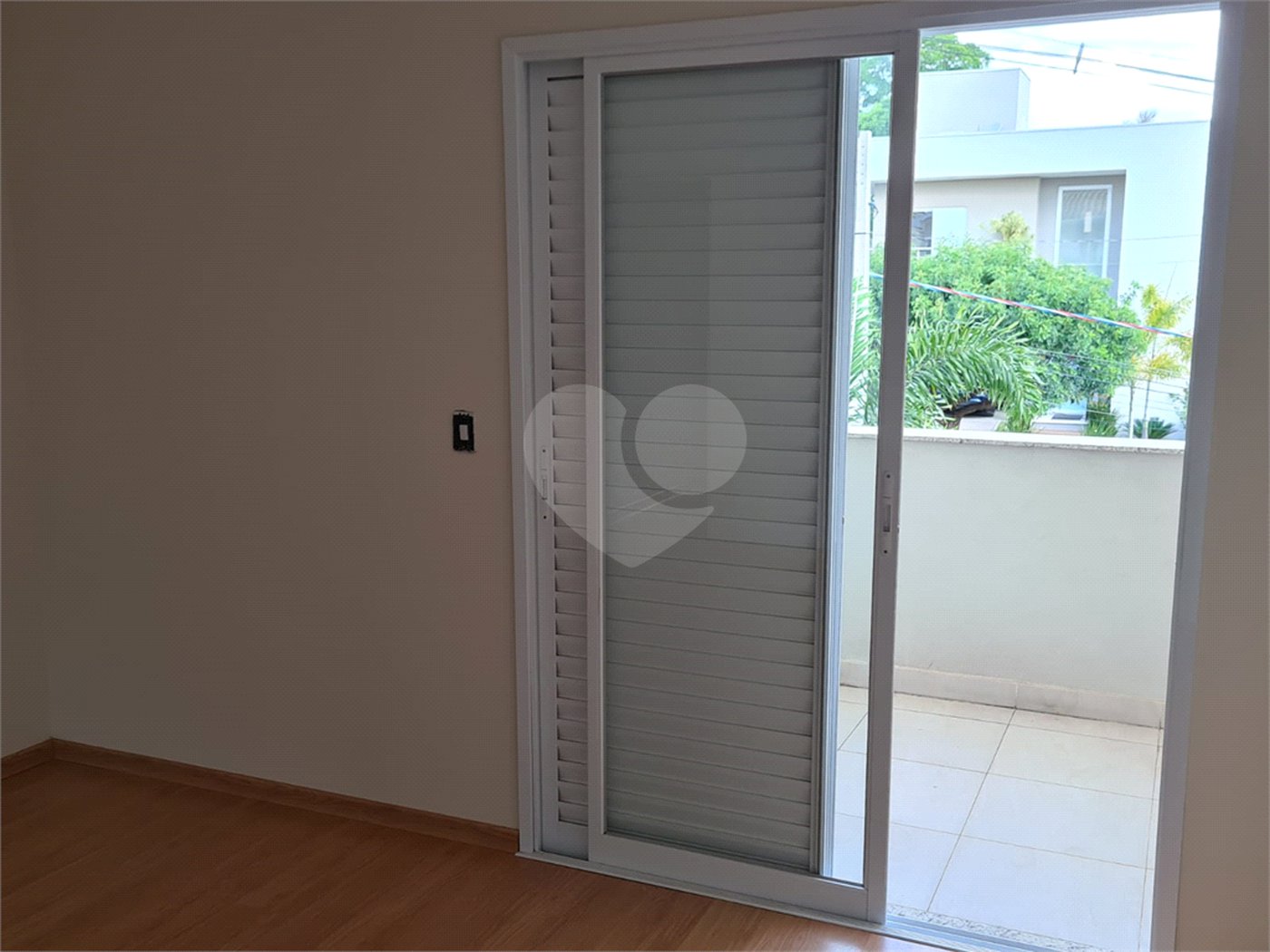 Casa à venda com 3 suítes no condomínio Reserva da Mata, Vinhedo - SP