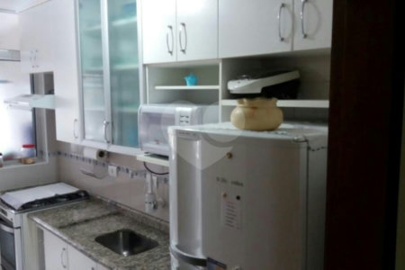 Apartamento à venda com 2 quartos em Vila Erna, São Paulo, SP