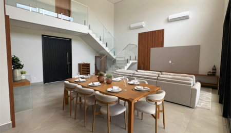 Casa à venda com 4 suítes no condomínio Portal dos Bandeirantes, Salto - SP
