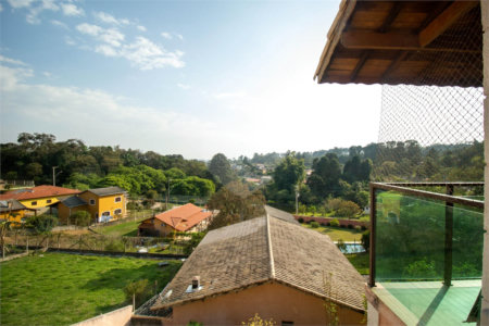 Casa à venda com 3 quartos, sendo 2 suítes,  em Alto da Serra (mailasqui), São Roque, SP