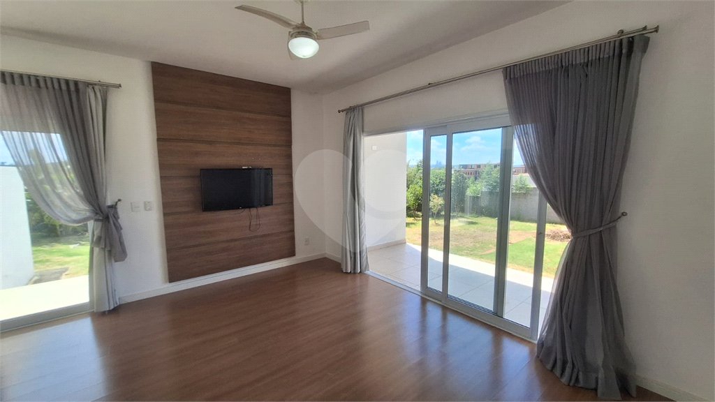 Casa à venda com 4 quartos, sendo 3 suítes,  no condomínio Fazenda Alta Vista, Salto de Pirapora - SP
