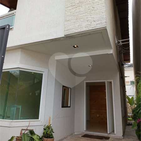 Casa à venda com 3 quartos, sendo 1 suíte, no condomínio Paraíso Classe A, Rio de Janeiro - RJ