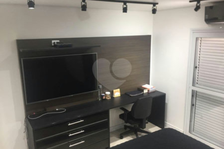 Sobrado à venda com 2 quartos em Santana, São Paulo, SP