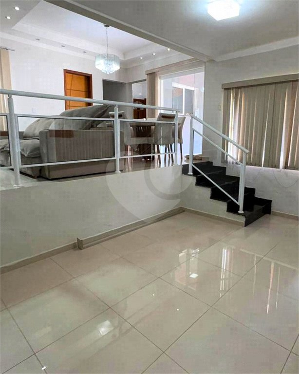 Casa à venda com 2 quartos, sendo 1 suíte, no condomínio Portal Vale do Sol, Porto Feliz - SP