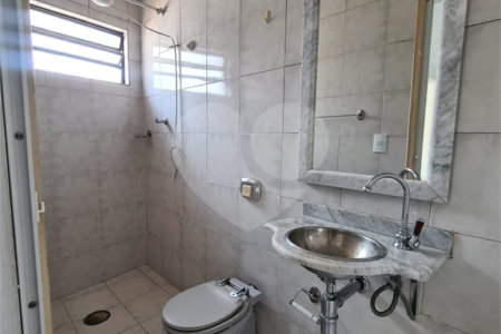 Sobrado à venda ou para alugar com 3 quartos, sendo 1 suíte, em Alto da Boa Vista, São Paulo, SP