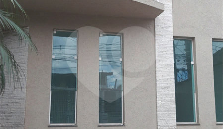 Sobrado à venda com 3 quartos, sendo 1 suíte, em Tremembé, São Paulo, SP