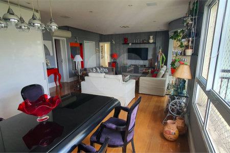 Apartamento à venda com 3 suítes em Vila Suzana, São Paulo, SP