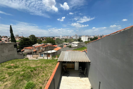 Casa à venda com 2 quartos, sendo 1 suíte, em Vila Barão, Sorocaba, SP