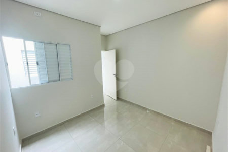 Casa de Vila à venda com 2 quartos em Jardim Dona Tereza, Sorocaba, SP