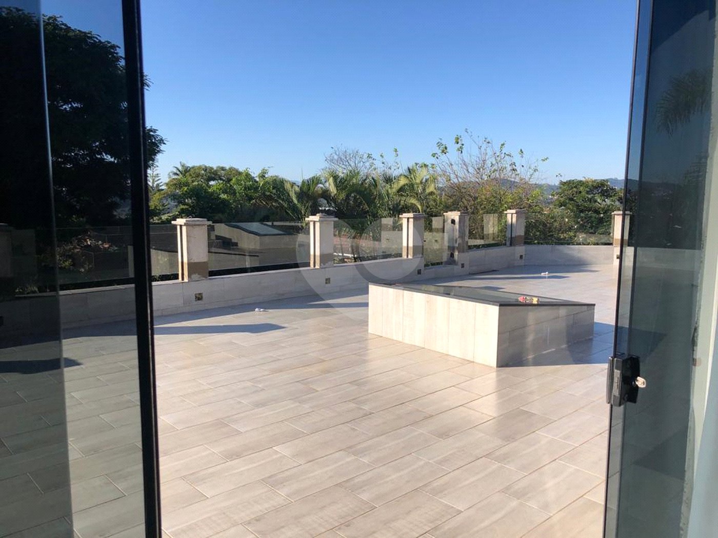 Casa para alugar com 5 quartos, sendo 3 suítes,  em Samambaia Parque Residencial, Atibaia, SP