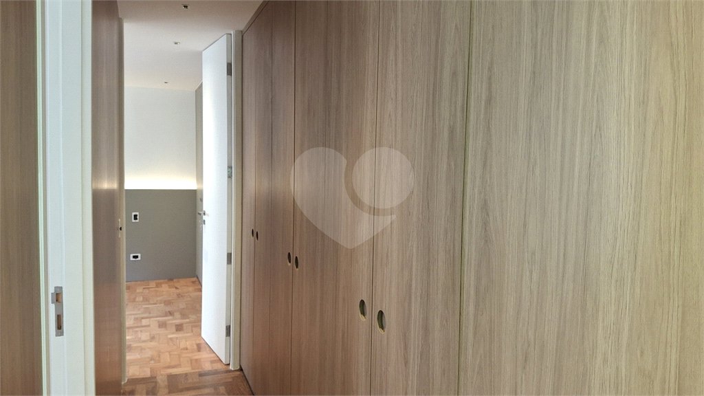 Apartamento para alugar com 3 quartos, sendo 1 suíte, em Itaim Bibi, São Paulo, SP