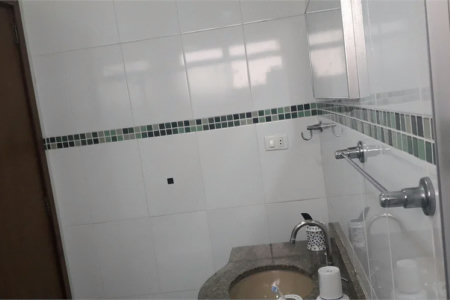 Casa à venda com 3 quartos, sendo 2 suítes,  em Jardim Leonor, São Paulo, SP