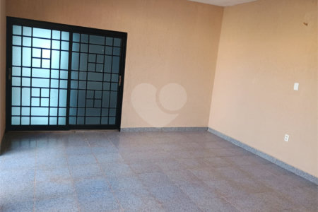 Casa à venda com 5 quartos, sendo 1 suíte, em Residencial e Comercial Palmares, Ribeirão Preto, SP