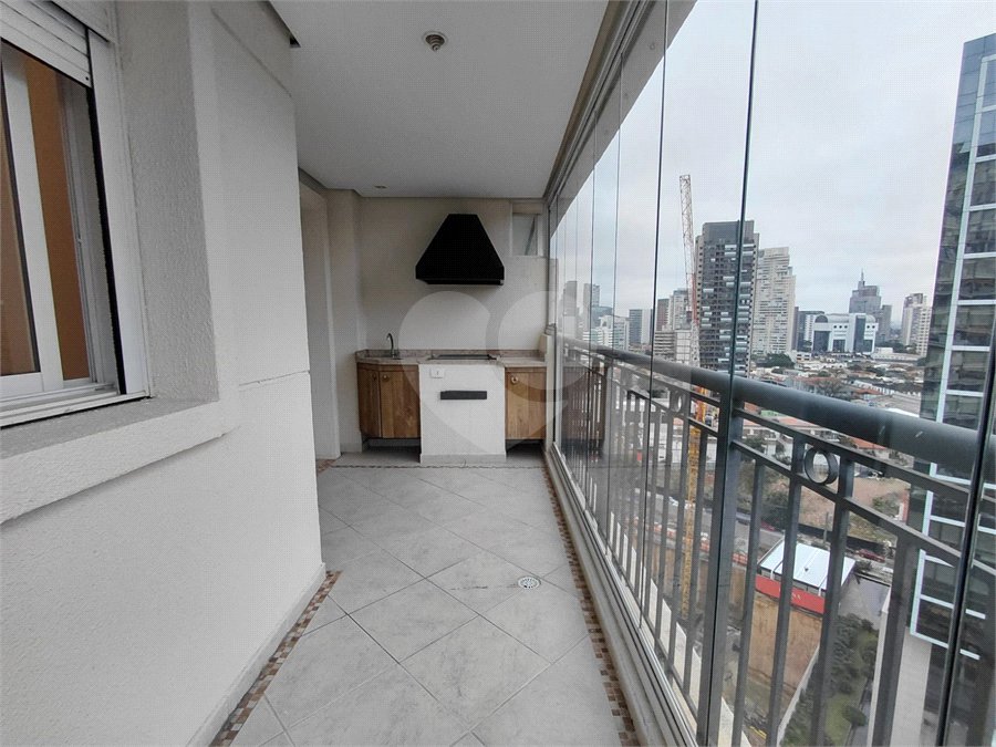 Apartamento à venda com 2 quartos, sendo 1 suíte, em Pinheiros, São Paulo, SP