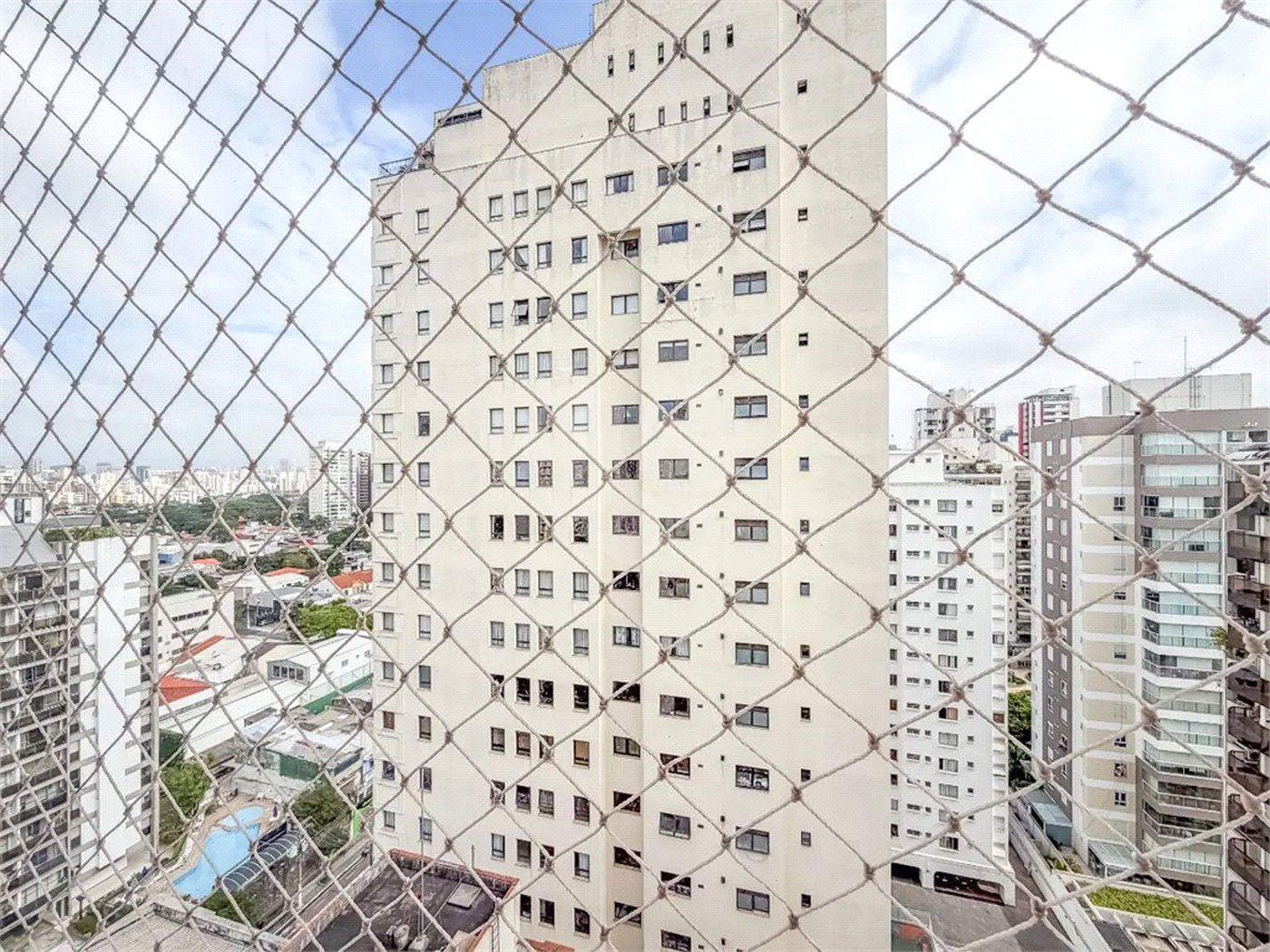 Apartamento à venda com 3 quartos em Moema, São Paulo, SP